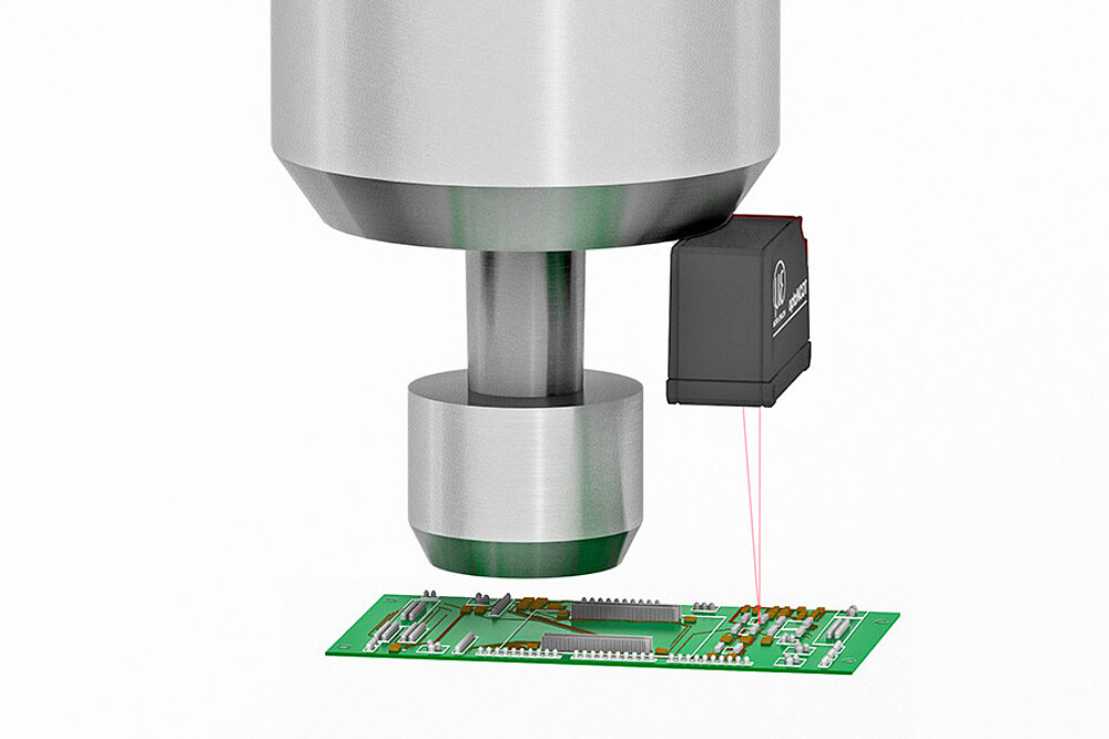 Sensor láser optoNCDT 1420 en el control de dispensadores
