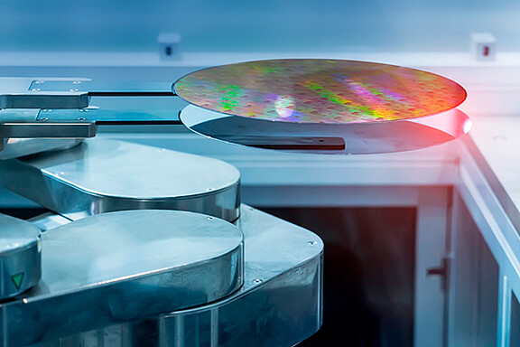 sensores capacitivos con resolución en picómetros